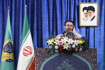 تصاویر/ اقامه نماز جمعه در بروجرد