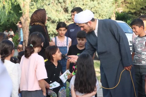 تصاویر/ برگزاری جشن عید غدیر در محلات ارومیه به همت طلاب مدرسه علمیه امام خامنه ای