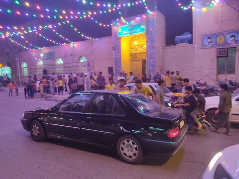 تصاویر/ برپایی ایستگاه صلواتی جشن عید غدیر بندر خمیر