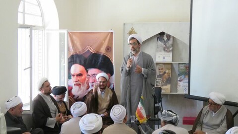 تصاویر/ اجتماع روحانیون اهل سنت پیرانشهر در محکومیت اهانت به قرآن کریم