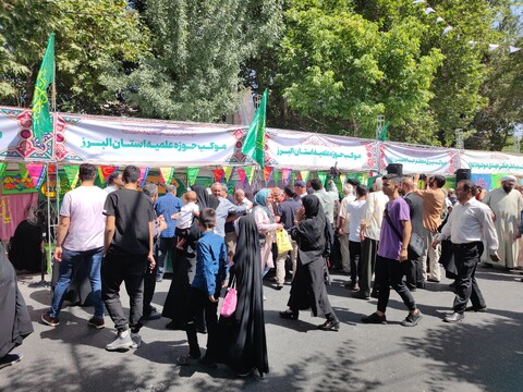 تصاویر/غرفه حوزه علمیه استان البرز در جشن عید غدیر