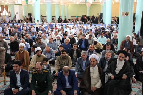 تصاویر/ اقامه نماز جمعه شهرستان تکاب