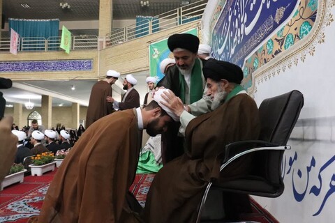 تصاویر/ مراسم عمامه گذاری طلاب ارومیه