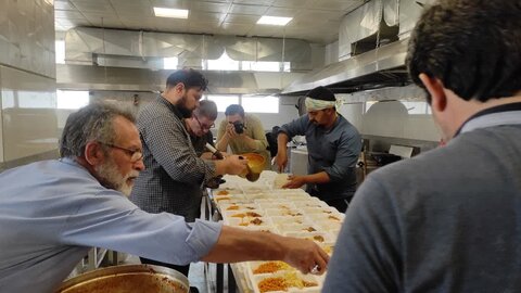 تصاویر/ جشن عیدسعید غدیر خم و ایستگاه صلواتی حوزه علمیه حضرت ولیعصر عج تبریز به همراه موکب پایگاه عباسیه