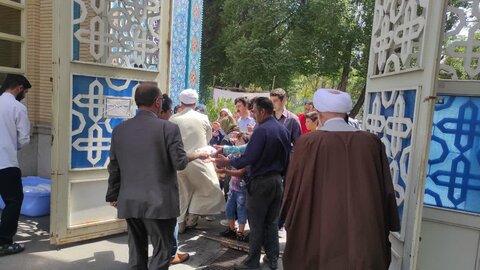 تصاویر/ جشن عیدسعید غدیر خم و ایستگاه صلواتی حوزه علمیه حضرت ولیعصر عج تبریز به همراه موکب پایگاه عباسیه