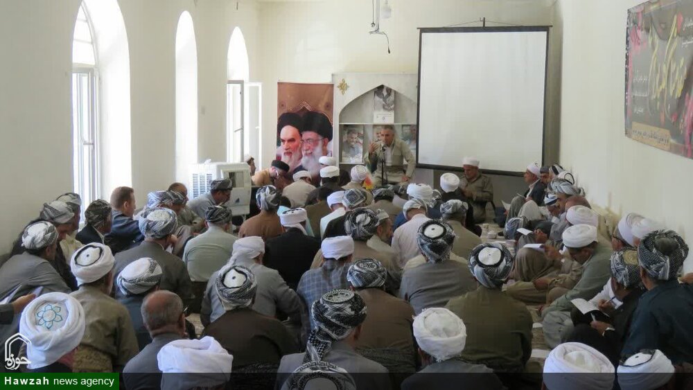تصاویر/ اجتماع روحانیون اهل سنت پیرانشهر در محکومیت اهانت به قرآن کریم