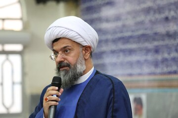 جبهه مقاومت در حال فروپاشی هیمنه نظام استکباری است