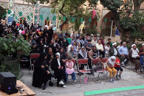 تصاویر / مراسم جشن غدیر در مدرسه علمیه سردارین قزوین