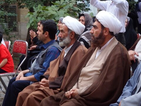 تصاویر / مراسم جشن غدیر در مدرسه علمیه سردارین قزوین