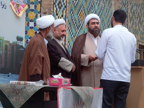 تصاویر / مراسم جشن غدیر در مدرسه علمیه سردارین قزوین