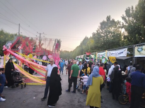 تصاویر/ جشنواره یک کیلومتری غدیر در پارک ائللر باغی شهر ارومیه