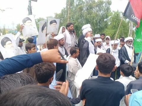 ڈیرہ اسماعیل خان میں قرآن پاک کی بے حرمتی کے خلاف احتجاجی ریلی