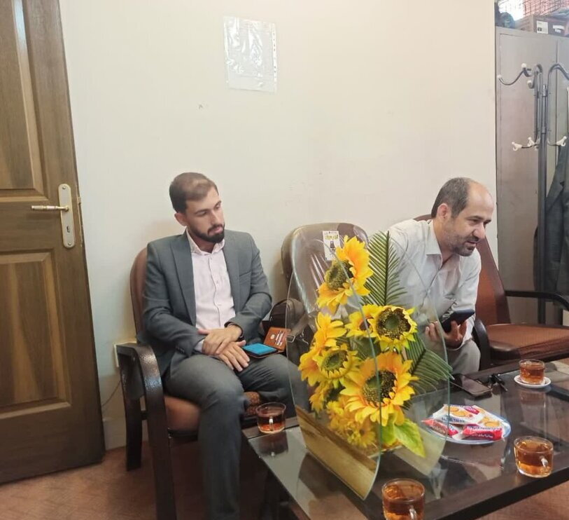 نشست مدیران دفتر خبرگزاری های فارس و ایرنا در قم با سردبیر خبرگزاری حوزه