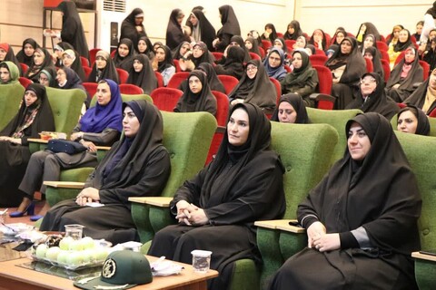 تصاویر/ همایش تخصصی زنان تمدن ساز جهان اسلام(دُرّ مکنون) در ارومیه