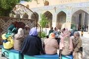 میزبانی مدرسه ناصریه اصفهان از ۴هزار گردشگر از سراسر جهان/ نظر گردشگران آمریکایی در رابطه با ایران چیست؟