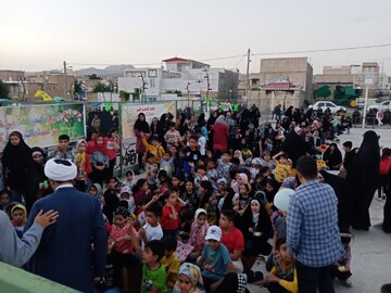 فیلم| جشن بزرگ غدیر توسط طلاب مدرسه علمیه امام خمینی (ره) آشتیان