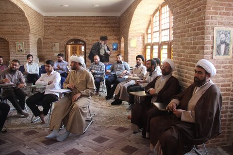 تصاویر / افتتاحیه اردوی پژوهشی تابستانه طلاب مدارس علمیه استان قزوین