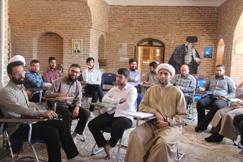 تصاویر / افتتاحیه اردوی پژوهشی تابستانه طلاب مدارس علمیه استان قزوین