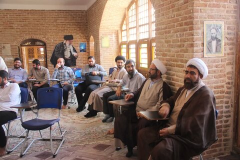 تصاویر / افتتاحیه اردوی پژوهشی تابستانه طلاب مدارس علمیه استان قزوین