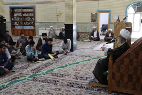 تصاویر/ افتتاحیه ترم تابستانی 1402 در حوزه علمیه بناب