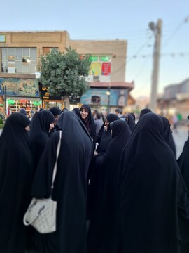 کلیپ|  رزمایش عفاف و حجاب توسط طلاب مدرسه علمیه فاطمة الزهرا(س) اراک