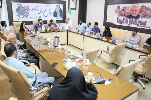 سومین دوره نشست «از تبار قلم» در بوشهر