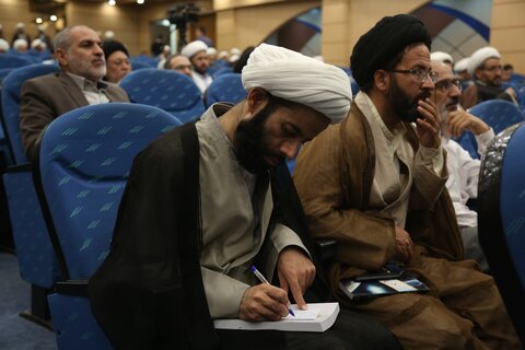 تصاویر/ سلسله نشست های راویان مکتب حسینی ویژه اعزام مبلغان ماه محرم