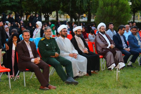 تصاویر/ اجتماع بانوان مدافع عفاف  و حجاب در چهاربرج
