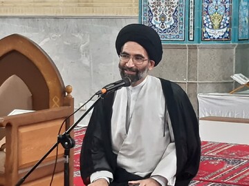 مدارس علمیه مبلّغ تربیت کنند