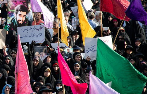 اجتماع بزرگ مردمی عفاف و حجاب در میدان امام حسین(ع) تهران