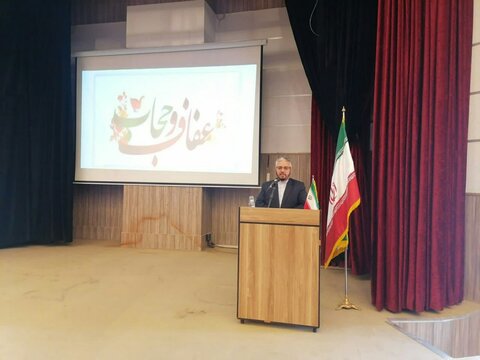 تصاویر/افتتاح نمایشگاه حجاب و عفاف در شهرستان دیواندره