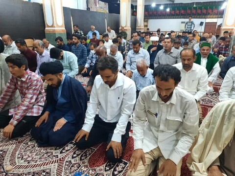 نماز جمعه در شهر کاکی به روایت تصویر