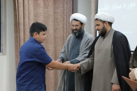 تصاویر/ اختتامه دوره میثاق طلبگی طلاب جدیدالورود کردستانی