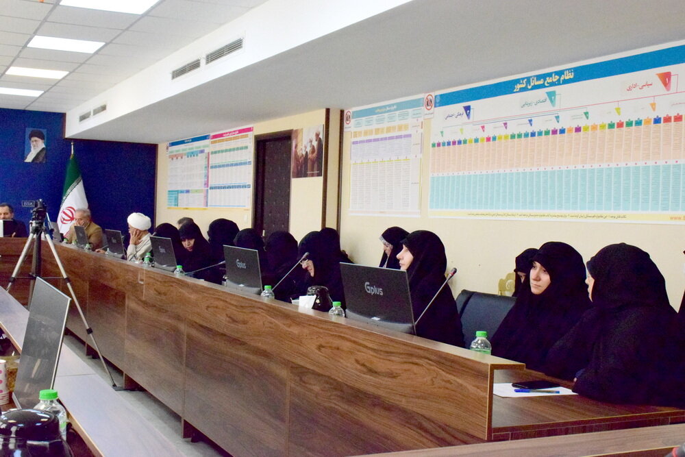 گزارشی تفصیلی از نشست «نخبگانی تاسیس نهاد متولی مسئول در امر خانواده»