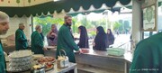 تصاویر/ طلاب و  روحانیون جهادی مدرسه علمیه آل البیت  بندرلنگه در چایخانه رضوی