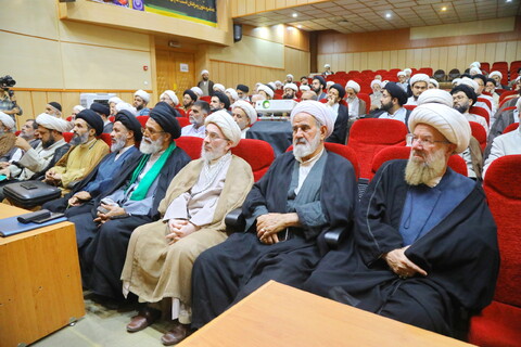 جلسه هم‌اندیشی وعاظ و خطبای هیئات مذهبی استان قم