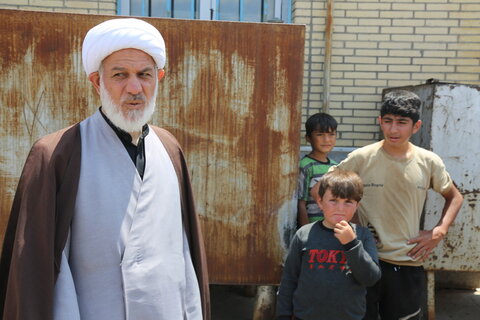 تصاویر / بازدید مسئولان حوزوی از فعالیت های گروه جهادی طلاب استان آذربایجان شرقی در روستای نگارستان