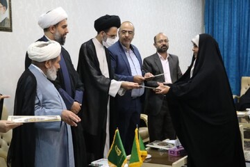 برگزیدگان رویداد «فرشته شو» در کاشان تجلیل شدند