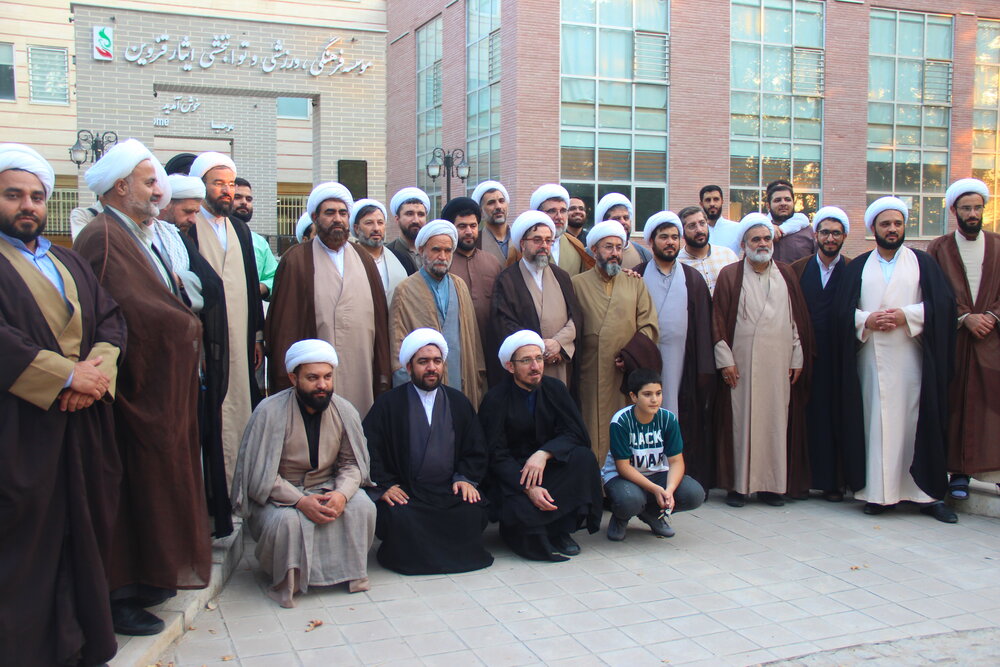 اهل بیت(ع) بهترین پشتوانه برای کشور، مردم و نظام هستند