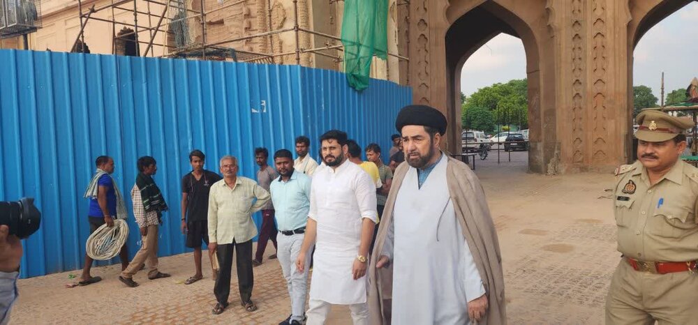 محرم کے جلوس کیلئے رومی دروازہ کھول دیا گیا؛ مولانا کلب جواد نے لیا جائزہ