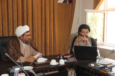 تصاویر / جلسه مشترک مدیران ومعاونین حوزه علمیه قزوین با مدیر حوزه علمیه استان