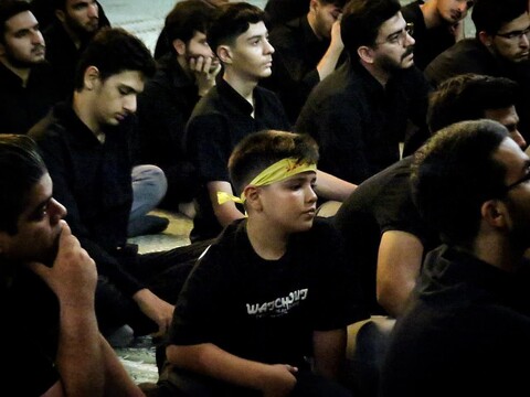 تصاویر/ مراسم اولین شب عزاداری در مدرسه علمیه امام خمینی (ره) خوی