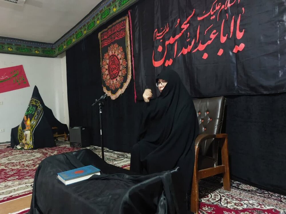 طلاب با مطالعه عمیق، به شبهههای قیام سیدالشهدا(ع) پاسخ دهند