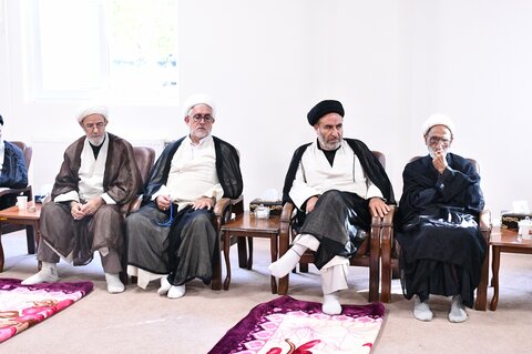 تصاویر/  مراسم سوگواری روز  دوم محرم با حضور علماء و روحانیون در دفتر نماینده ولی فقیه در آذربایجان غربی