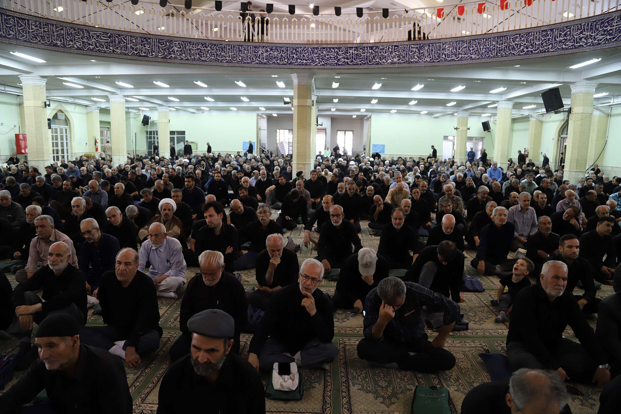 بی بصیرتی مردم منجر به شهادت امام حسین(ع) شد / نماز جمعه با بصیرت افزایی مقابل توطئه‌ها را می‌گیرد