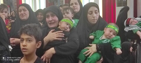 اجتماع شیرخوارگان حسینی در  حسینیه ثارالله شهر یاسوج