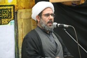 مسئولان بوشهر در حق شهید عاشوری کوتاهی کردند
