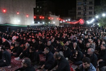 تصاویر/ مراسم عزاداری شب چهارم محرم در مسجد بقیة الله ارومیه