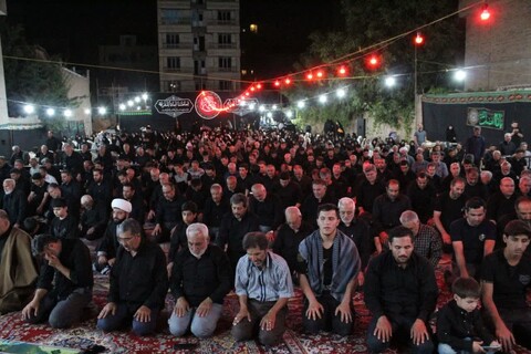 تصاویر/ مراسم عزاداری شب چهارم محرم در مسجد بقیة الله ارومیه