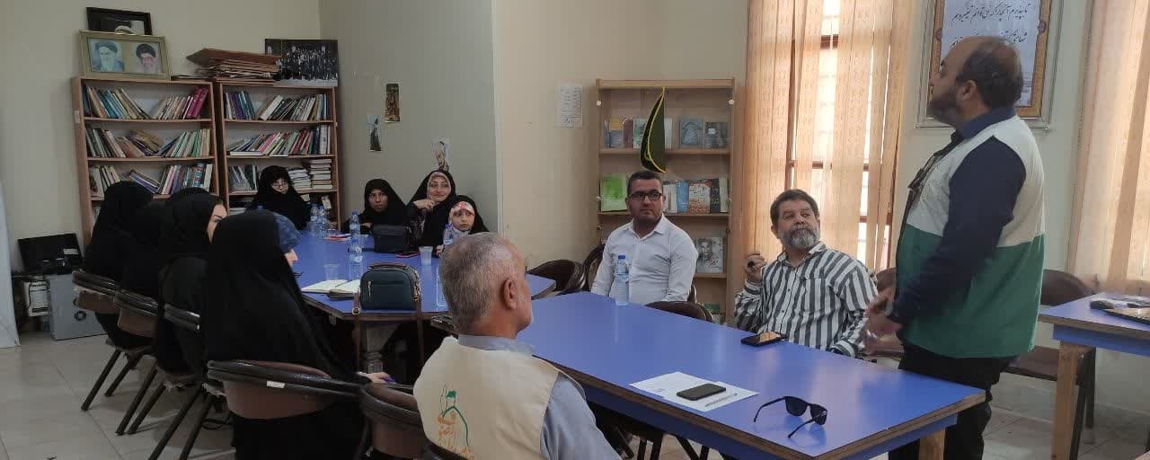 کارگاه آموزشی خادمیاران رضوی گناوه برگزار شد